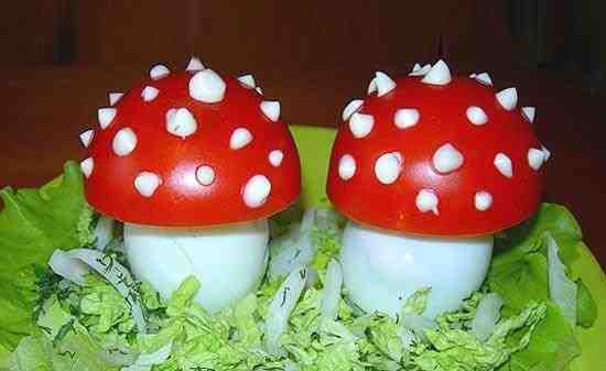 яйца с маринованными грибами